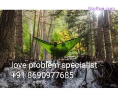 Love Problem Solution RL SHASTRI Ji in Ahmedabad +91 8690977685